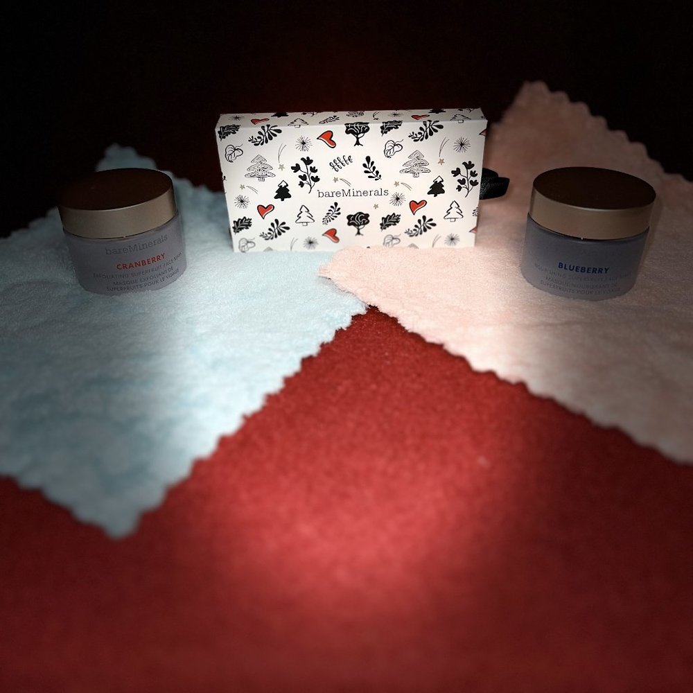 NEW BARE MINERALS - Picture 2 of 15